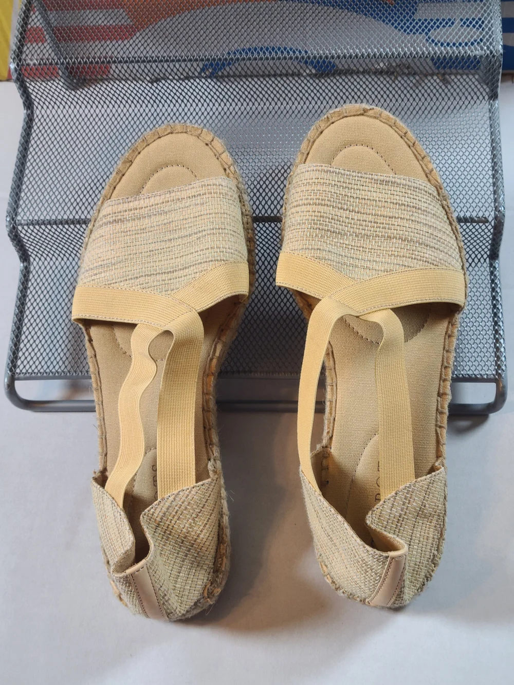 Talbots Womens Casual Beige Tan Crisscross Espadrille Flats Size 6.5